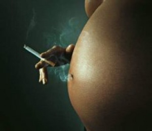 Детки курящих матерей обречены 