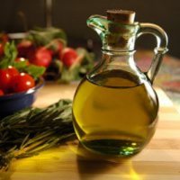 Оливковое масло выручит от рака груди