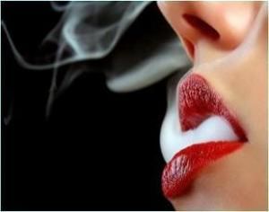 Нехороший запах изо рта приостановит курильщиков?