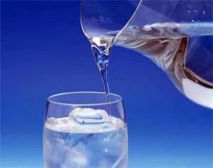 Несколько методов перевоплотить обычную воду в целебную