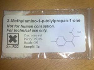 Мефедрон и метилон добавлены в перечень нелегальных веществ
