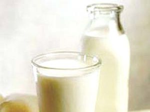Молочную аллергию лучше вылечить молоком