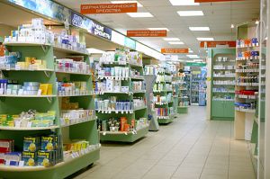 Минздрав призывает сетовать на аптеки, взвинчивающие цены на лекарства против гриппа
