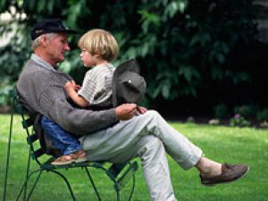 Старые отцы могут вознаградить малыша мозговыми расстройствами