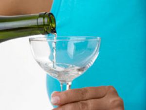 Ученые установят допустимый уровень алкоголя для беременных