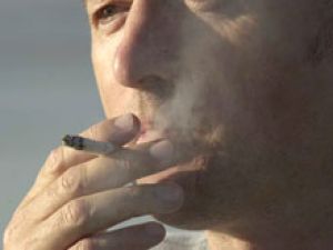Курение обрекает мужчину на резвое развитие полоумия