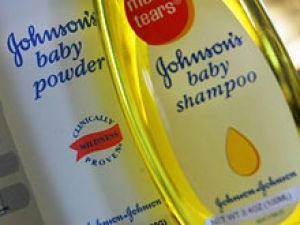 Johnson & Johnson обещает сделать свои продукты неопасными для здоровья