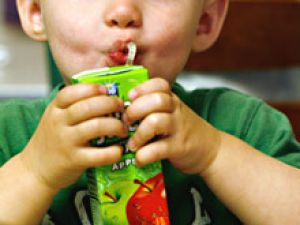 Токсины в упаковках понижают активность иммунитета у детей