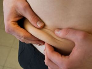 Внутреннее ожирение разрушает у парней кости, говорит исследование