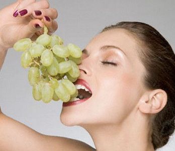 виноград сохраняет юность